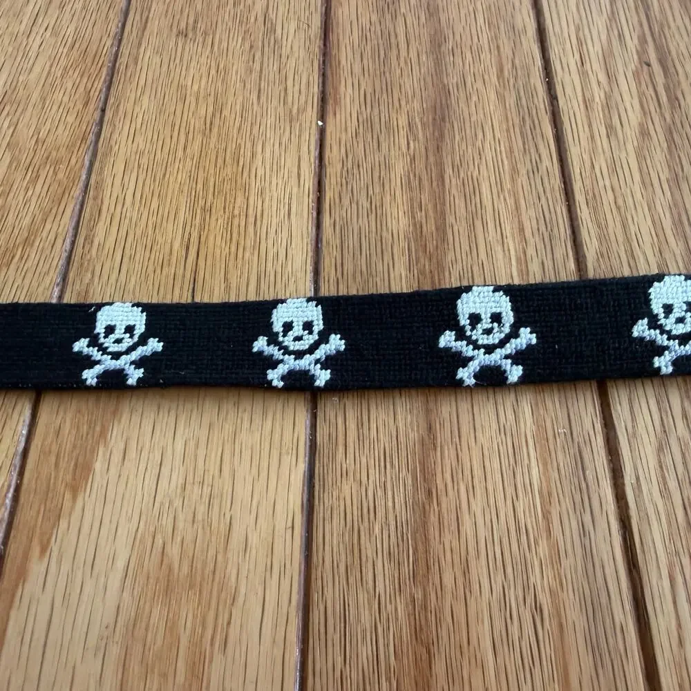 Boys Large Smathers & Branson Needlepoint Skull Crossbones Belt Jolly Roger